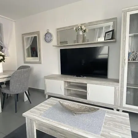 49 Timora Beach Hipocampos Calp